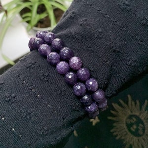 Facettierte Lepidolith Perlen Armband / Stretch Lepidolith Armband / Lepidolith Kristall Armband