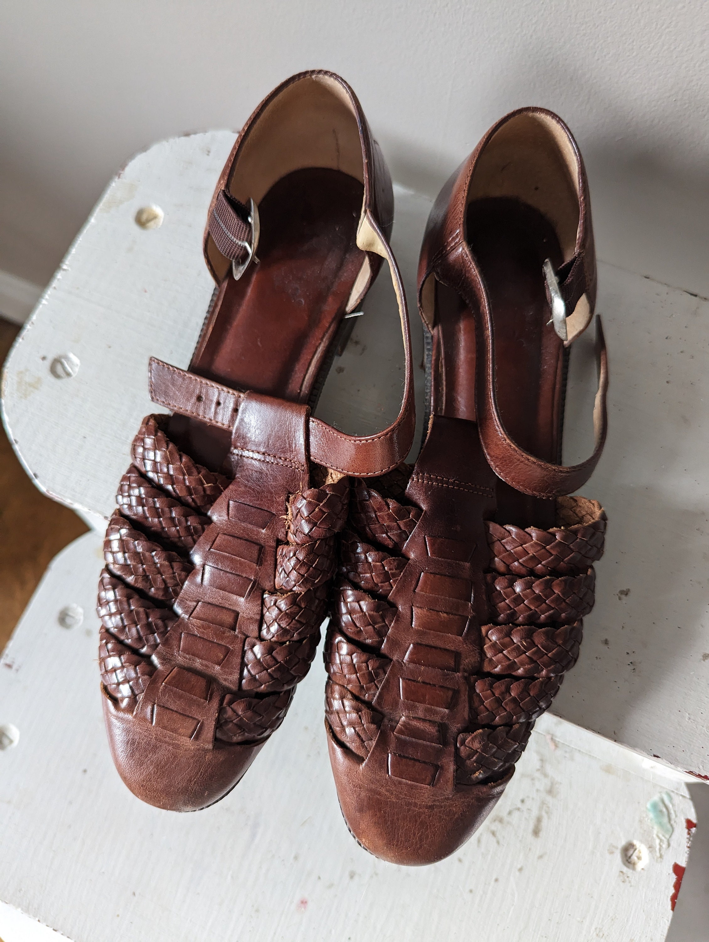 Bass sandals online from the 80s