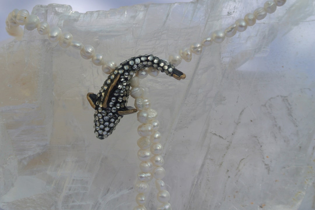 Claire s Black Coral and Pearl Necklace. Etsy