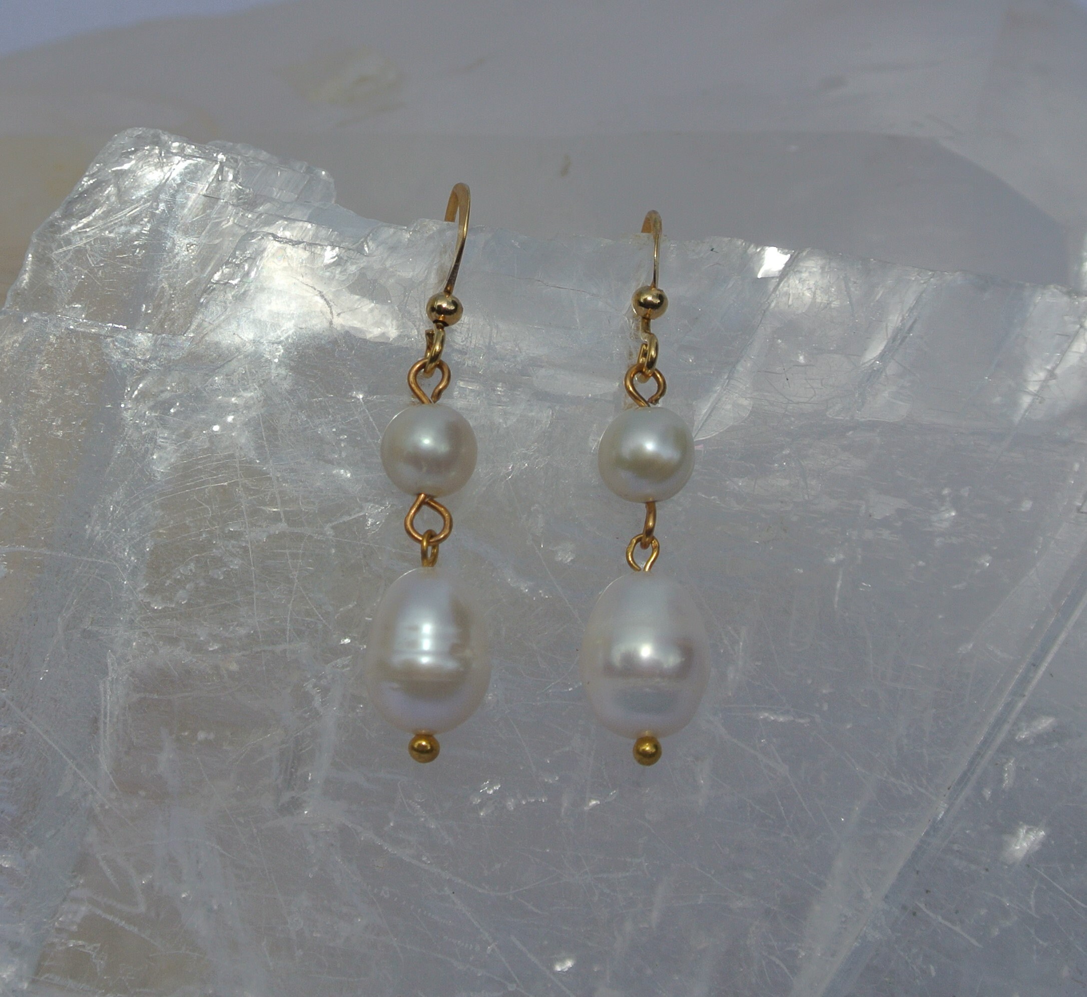 Big pearl earrings claire's best sale