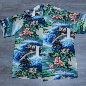vintage 1950s Hale Hawaii RAYON CREPE Hawaiian shirt