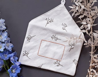 handmade envelope / envelope embroidered made of cotton •