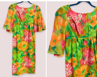 1960s Floral Empire Waist Dress with Bell Sleeves Size S/XS Tiki Party Dress Hawaiian Flowers