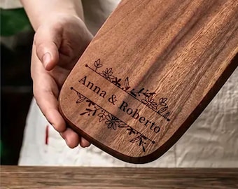 Personalized Cutting Board, Wedding Gift, Mom Gift, Housewarming Gift, Dad Gift, Family Gift, Engagement Gift