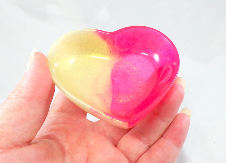 pink heart resin heart ring dish heart dish Pink and gold heart shaped trinket dish jewelry dish heart bowl trinket bowl gift for her