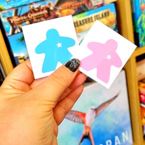 Pequeñas pegatinas de vinilo MEEPLE // pegatinas de juegos de mesa, regalo de jugador de mesa, calcomanía de ficha de jugador, contador de jugador, pegatina nerd, pegatina de teléfono meeple