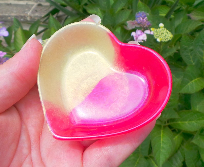 pink heart resin heart ring dish heart dish Pink and gold heart shaped trinket dish jewelry dish heart bowl trinket bowl gift for her