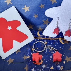 I PLAY RED boardgamer gift set// meeple jewellery and accessories, unisex geeky gift hampers, meeple stickers, player counter, first player