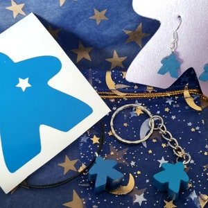 I PLAY BLUE boardgamer gift set// meeple jewellery and accessories, unisex geeky gift hampers, meeple stickers, player counter, first player