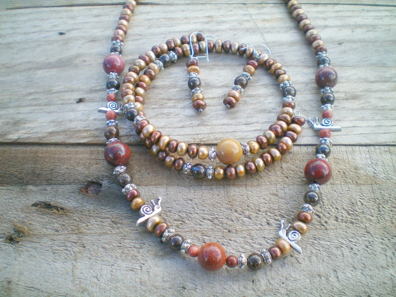 Mookaite GIFT for her unique jewellery set memory wire bracelet Boho jewellery strange jewelry Bronzite Snail necklace set Goldstone
