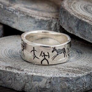 Ancient sterling silver ring with cave art / Rock art silver ring / Cave painting ring / Ancient art jewelry