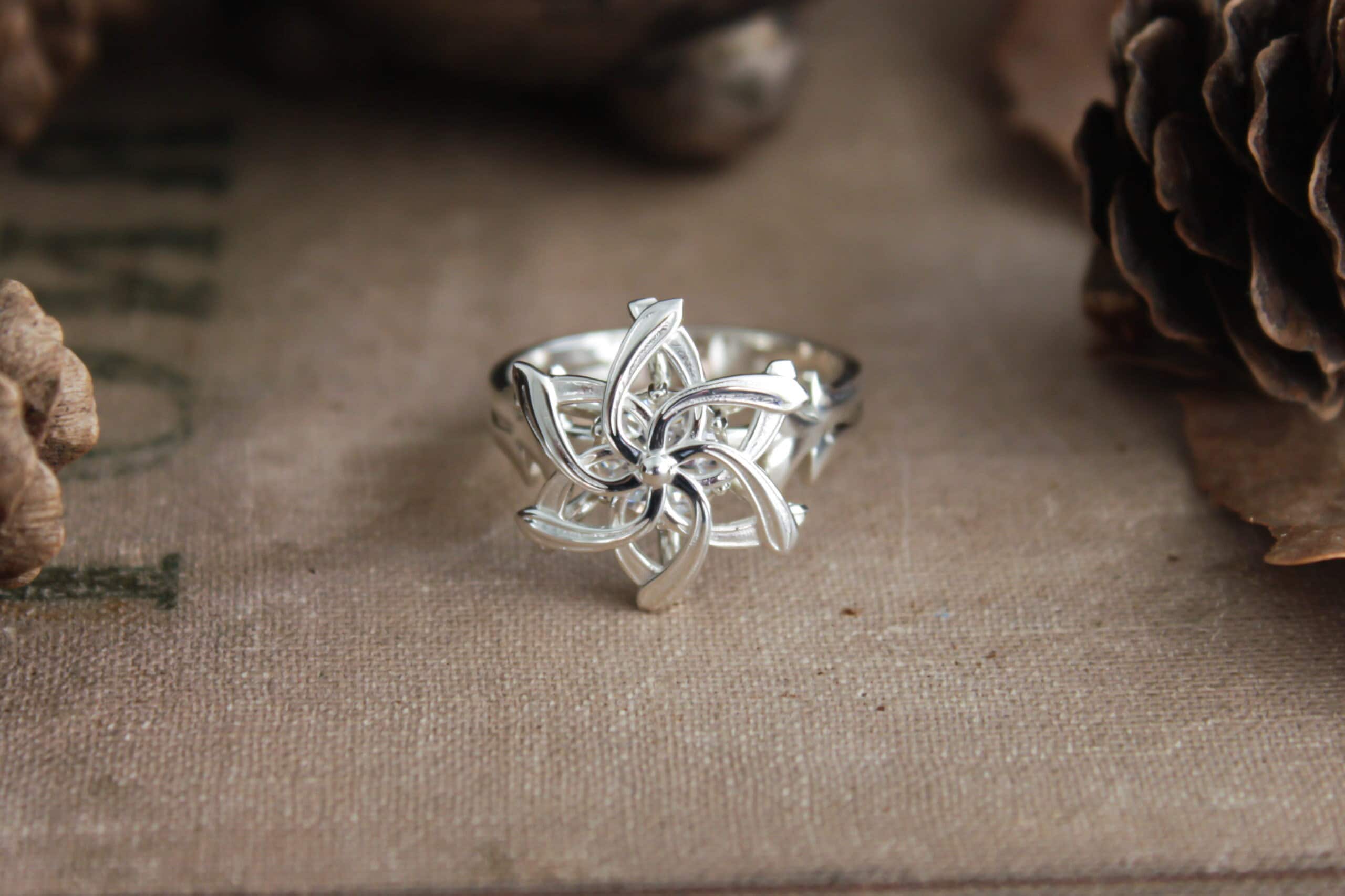 Anello elfico in argento sterling dell'acqua, anello mitologico, anello ornamentale, anello bianco, anello mistico, anello gotico