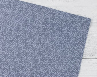 Remanente de algodón acolchado con remolinos azules: Tela Norfolk Gardens de Faye Burges (43 cm x 43 cm)