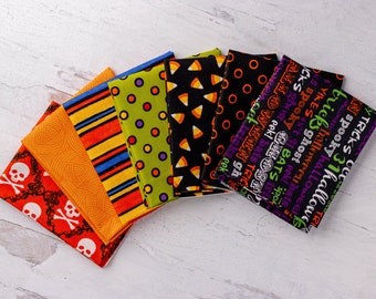 Halloween 7 Piece Fat Quarter Bundle - Quilting Cotton