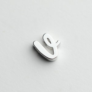 Silver Regular Size Cursive V Initial Charm SRI-V