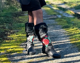 LA ROSA - black shoes - Embroidered boots - Snow boots - Handmade Winter boots - Women's sheepskin boots - Women's shoes - handmade boot