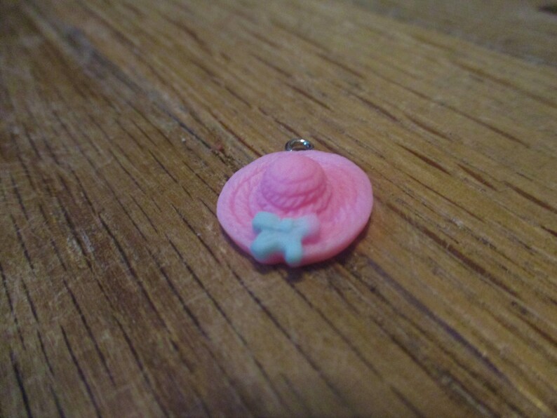 Stitch Marker or Progress Keeper-choice of color Colorful Sun Bonnets-Easter Bonnets-Acrylic