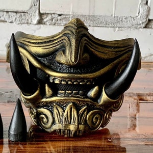 Masque de samouraï demi-visage Oni Mempo Armor Monstre doré japonais + 2 paires de dents