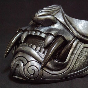 Half Face graphite demon Assassin Ronin Samurai Mask, Cool Baddass Demon Oni Mempo Japanese