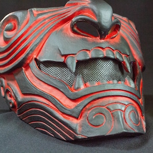 Half Face Samurai Mask Oni Mempo Armor Japanese red Black demon