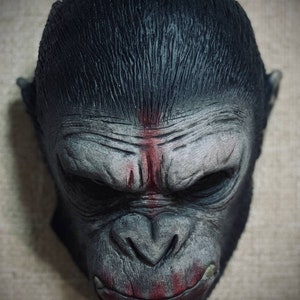 mask monkey war paint caesar planet of the apes king kong monkey king