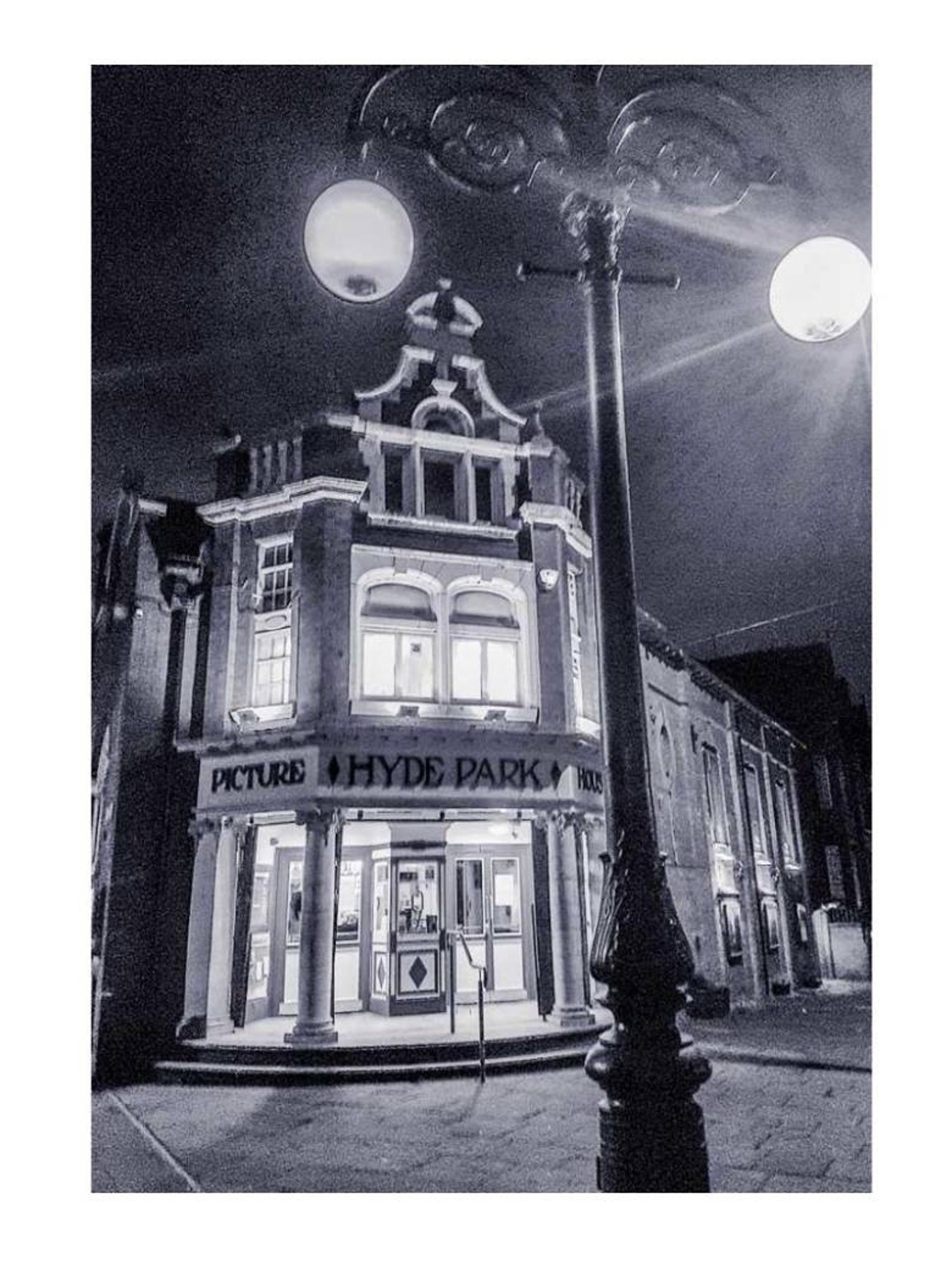 Hyde Park Picture House / Leeds Photo / Leeds Print / Hyde Park /leeds