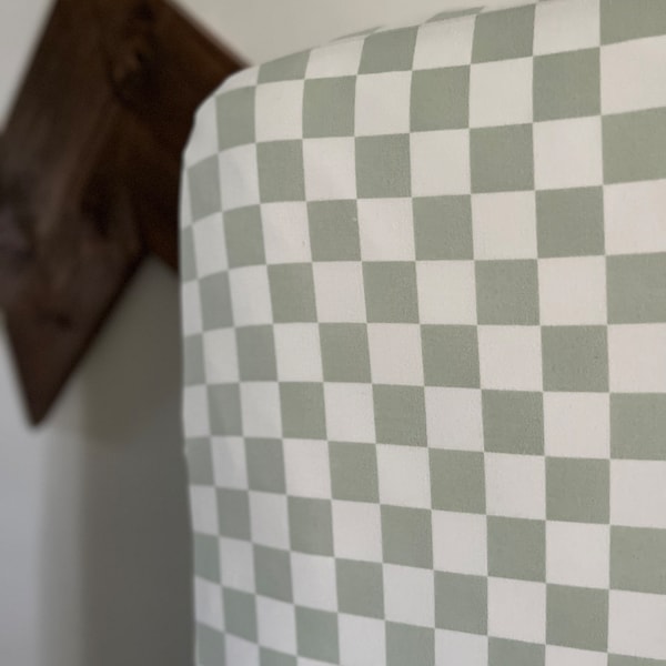 Light Green Super Soft & Stretchy Checkered Fitted Crib Sheet