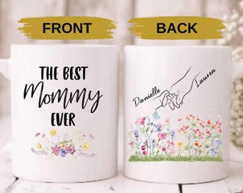 Personalized Mom Mug, New Mom Gift, Holding Mom's Hand Mugs, Custom First Bump Mom Coffee Mug, Flower Coffee Cup, Mothers Day Gift for Mom