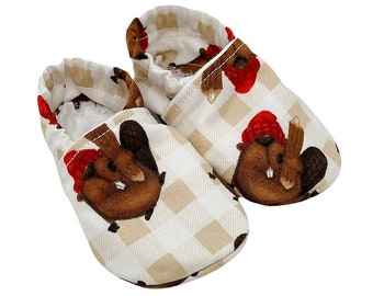Beaver gifts, Beaver slippers, Baby boy booties, Baby boy gift, Slippers booties, Beaver baby gift, Moccasins toddler boy, Infant shoes