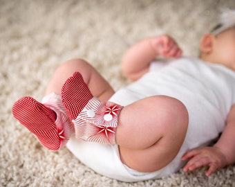 Girl baby booties, Baby booties girl, Stay on baby booties, Baby shoes girl, Toddler slippers, Baby shower gift girl, Handmade baby shoes