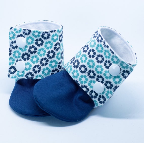 infant booties that stay on
