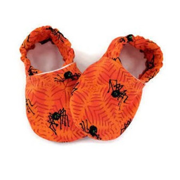 Spider baby shoes, Halloween, Baby booties, Newborn, Baby moccasins, Toddler shoes, Baby slippers, Stay on baby shoes, Orange, Black, Infant