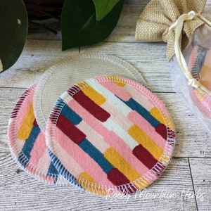 Retro Print,  Cotton Facial Rounds, Zero Waste, Eco Friendly Wipes, Cotton Pads, Exfoliator, Washable Wipes, Washable Cotton Rounds