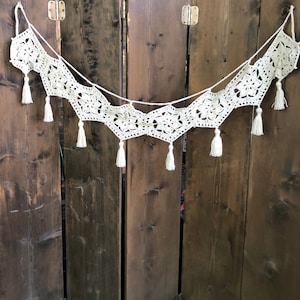 Crochet Mandala Bunting~ Wall Decor~ Boho Nursery Decor~ Wallhanging~ Boho Wallhanging