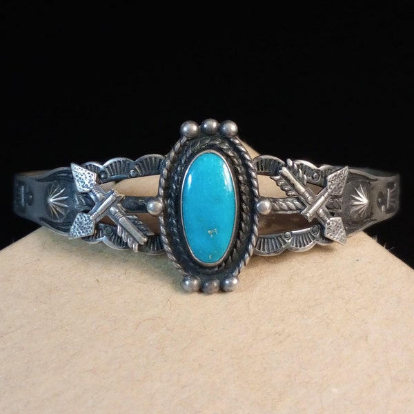 6 1/8 Inch Harvey Era Southwest Sterling Silver & Turquoise Cuff Bracelet Oval Gemstone Medicine Wheel Broken Arrow Thunderbird Vintage 1940