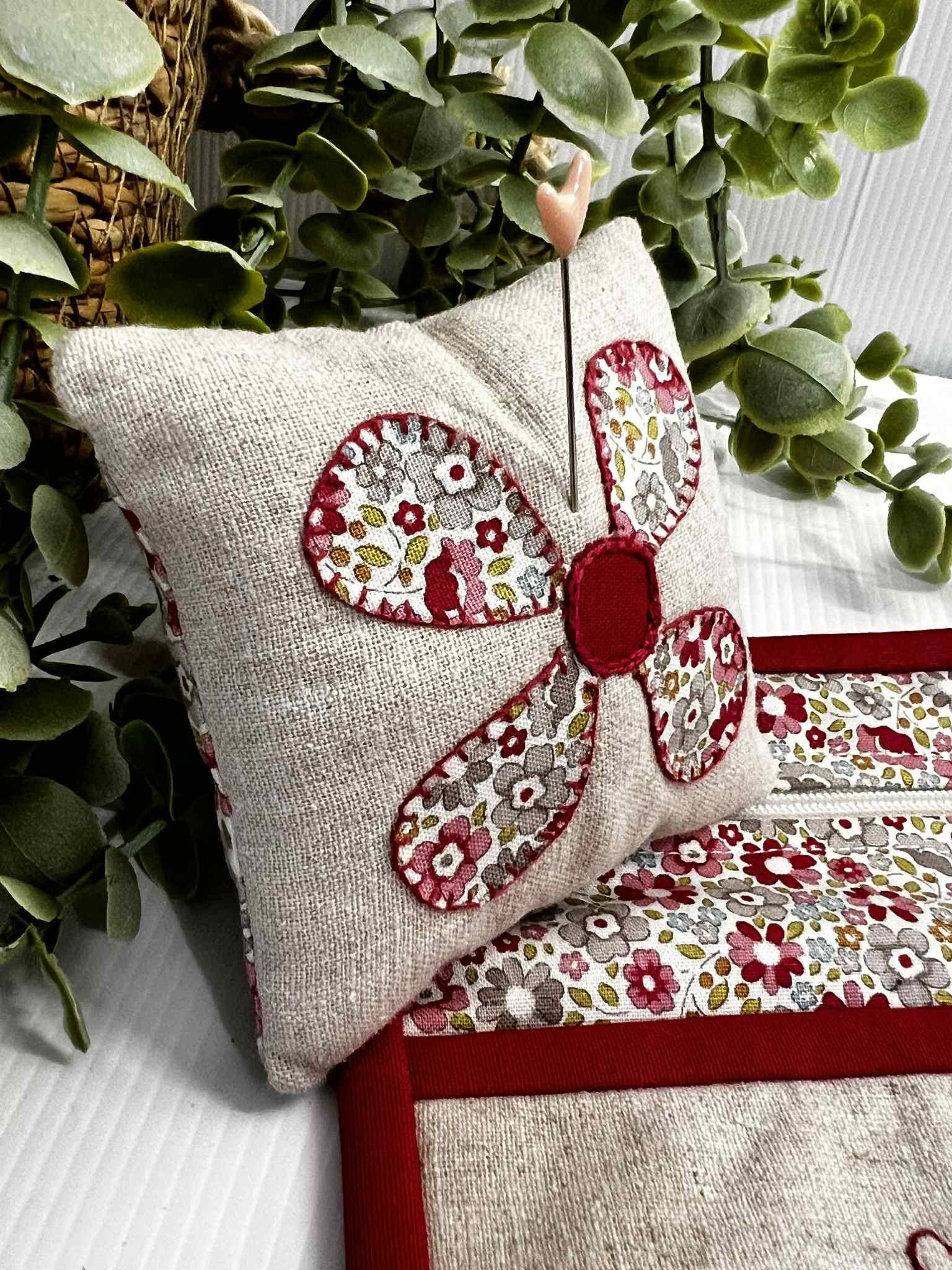 Daisy Travelling Sewing Set Pattern With Embroidery Zippy Pouch ...