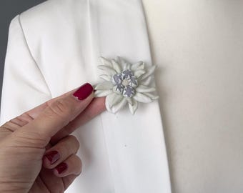 Spilla/fermaglio a forma di stella alpina in velluto, spilla a fiore, gioiello tradizionale dell'Oktoberfest