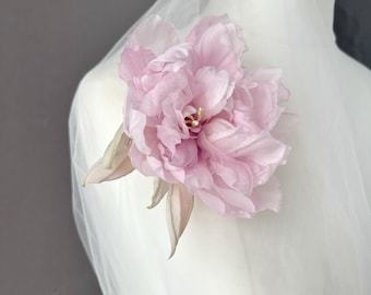 Flor de peonía de seda rosa 2 en 1, broche y pinza, accesorio para el cabello, flor para el cabello, flor de ramillete, pinza para el cabello