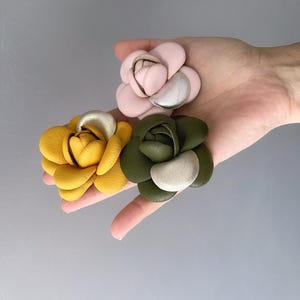 Camellia green gold pin brooch floral jewelry flower brooch