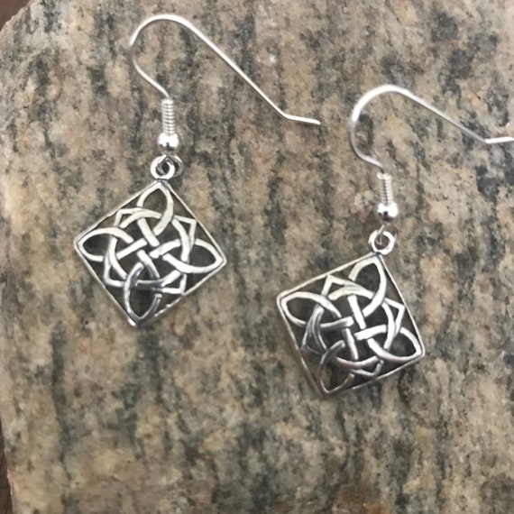 Sterling Silver Celtic Knot Diamond Shape Dangle Earrings