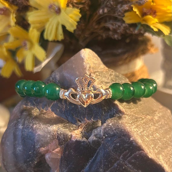 Claddagh Aventurine Stretch Bracelet.