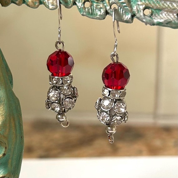 The Sparkling Rhinestone and Red Crystal Dangle Earrings