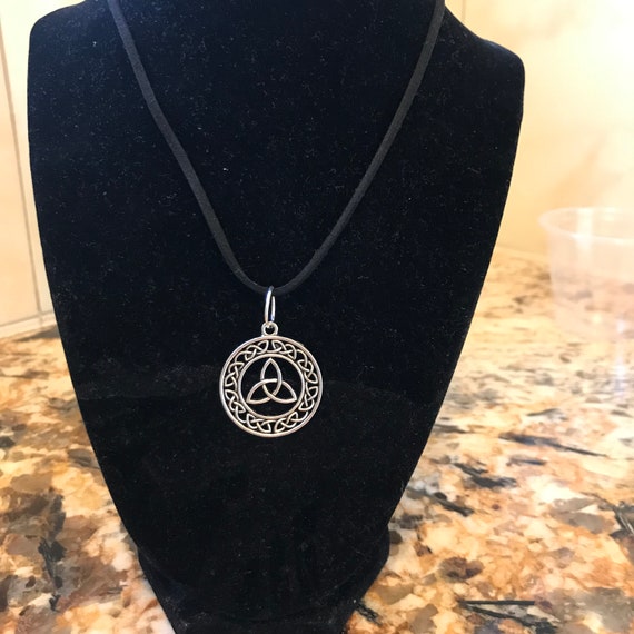 Celtic Circle Trinity Knot Pendant Necklace