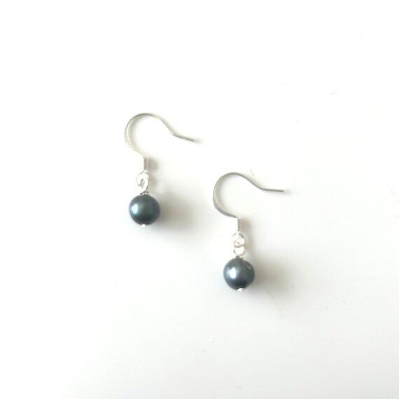 Gray Freshwater Pearl Dangle Earrings