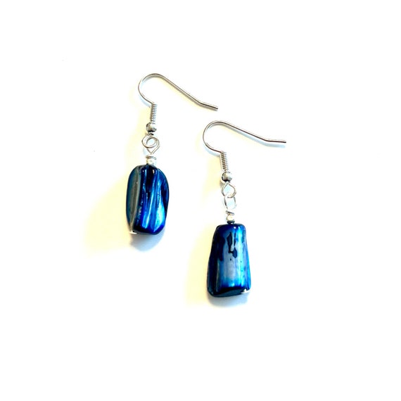 Beach Blue Mother of Pearl Shell Dangle Earrings