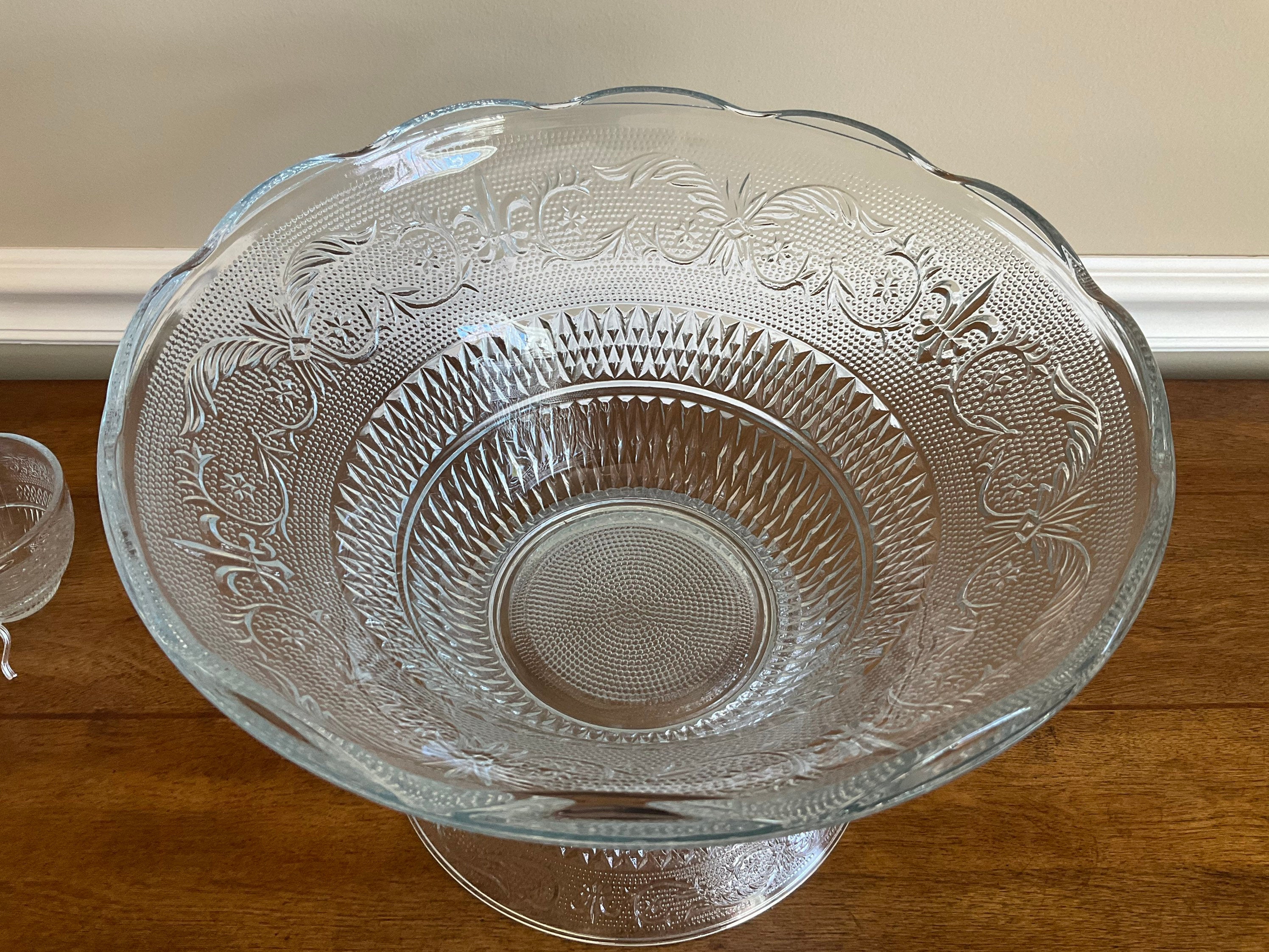 Vintage Sandwich Glass Punch Bowl Set With 12 Cups Hooks Bridal Shower