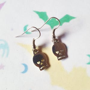 Skull earrings, Halloween earrings, Alternative jewellery, Punk jewellery, Dangle earrings, Halloween, Skeleton, Skull, Horror, Gothic