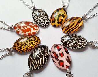 Animal print necklace, Cameo necklace, Pendant necklace, Dome pendant, Cameo pendant, Animal print, Animal lover, Leopard, Giraffe, Zebra