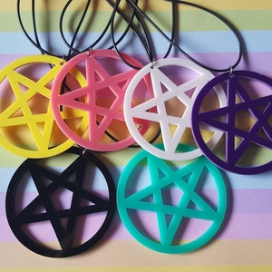 Pentagram necklace, Pentagram pendant, Pentagram, Round pentagram, Pagan, Witch, Occult, Goth, Pastel goth