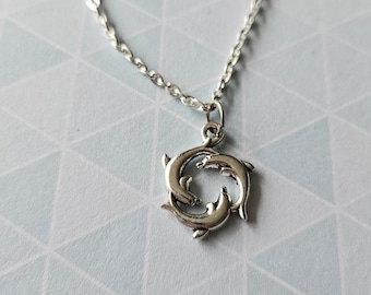 Dolphin Trio Charm Bracelet | Silver Plated Chain | Ocean-Inspired Jewellery | Delicate Everyday Bracelet | Gift Idea